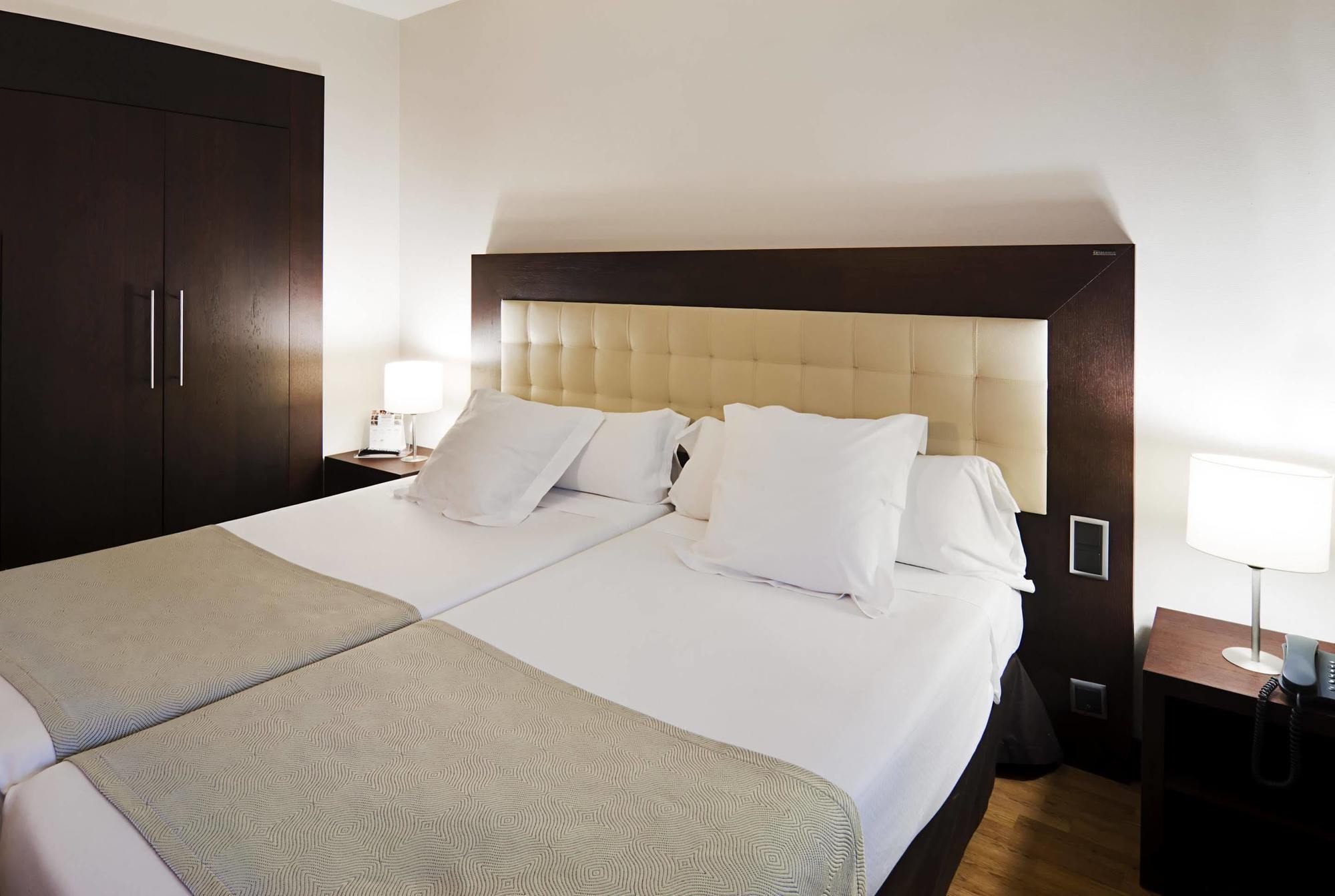 Catalonia Santa Justa Hotel